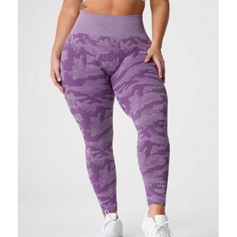 NVGTN Violet Camo Seamless‎ Leggings